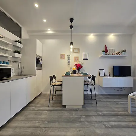 Carina Apartment